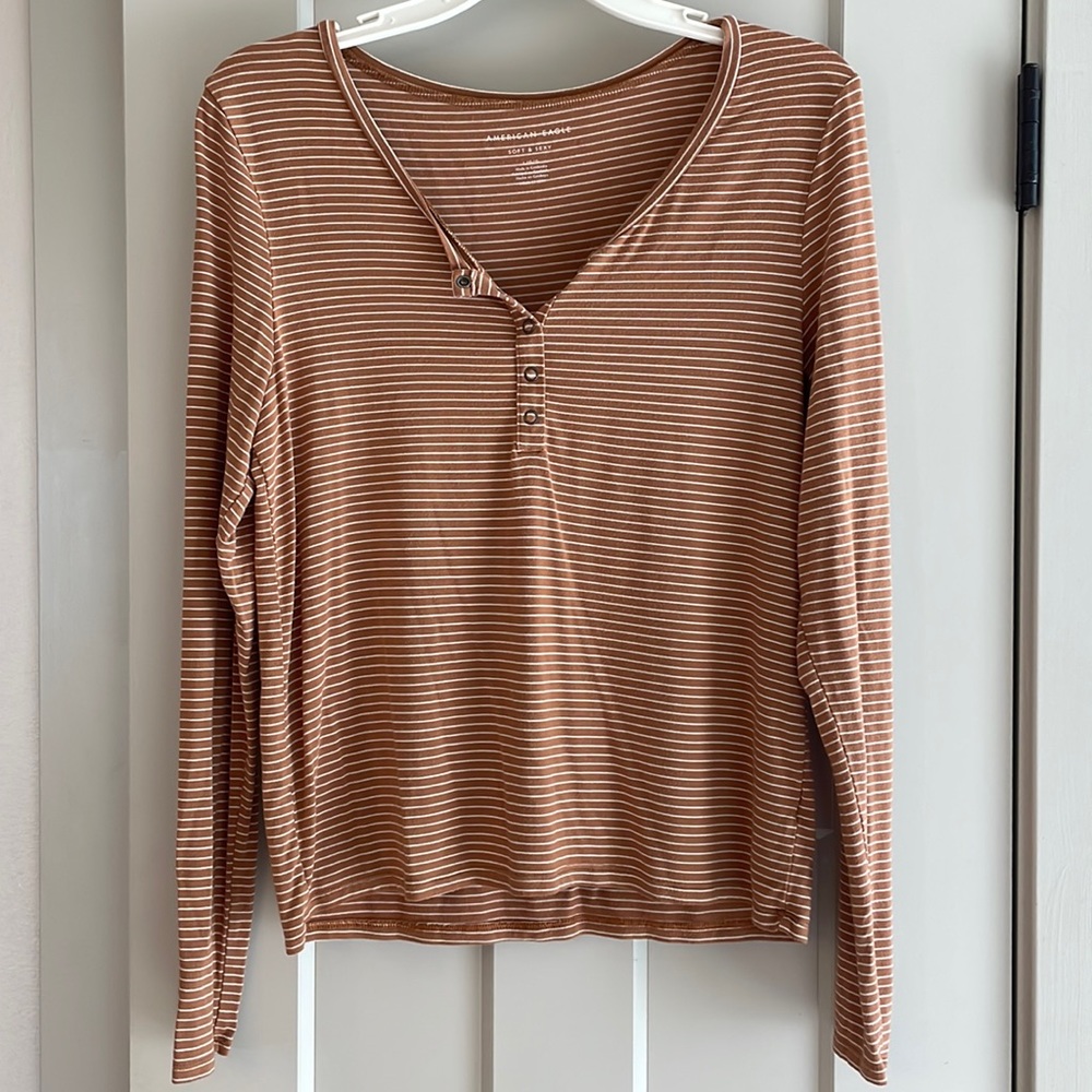American Eagle Soft And Sexy Long Sleeve